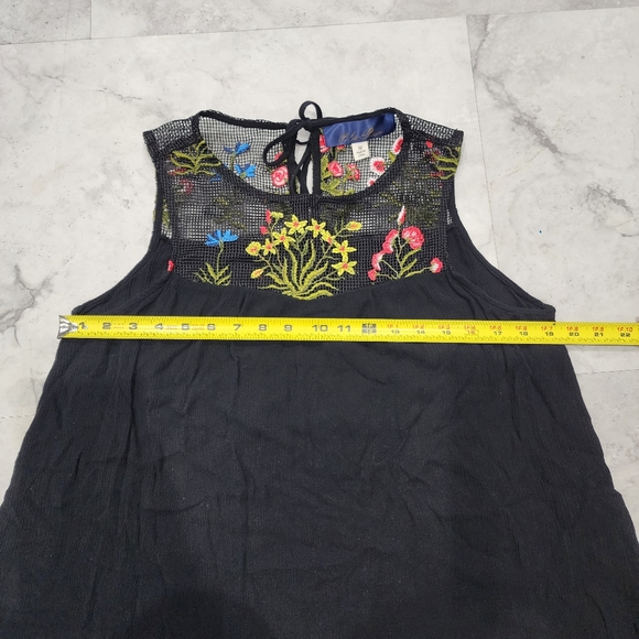 BLUE RAIN  Floral Embroidered Boho Black Tunic Top M - Picture 6 of 7